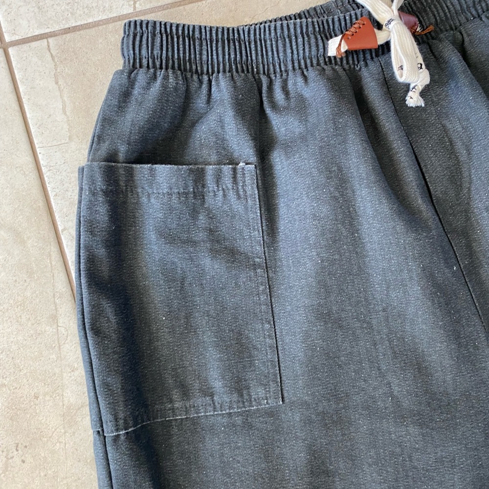 Japanese Cropped Pants - Picture 2 of 4
